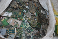Cell phone boards recycling